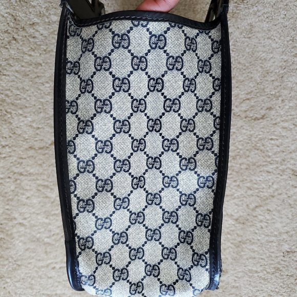 Poor Condition Blue Vintage Gucci Handbag - Picture 12 of 16
